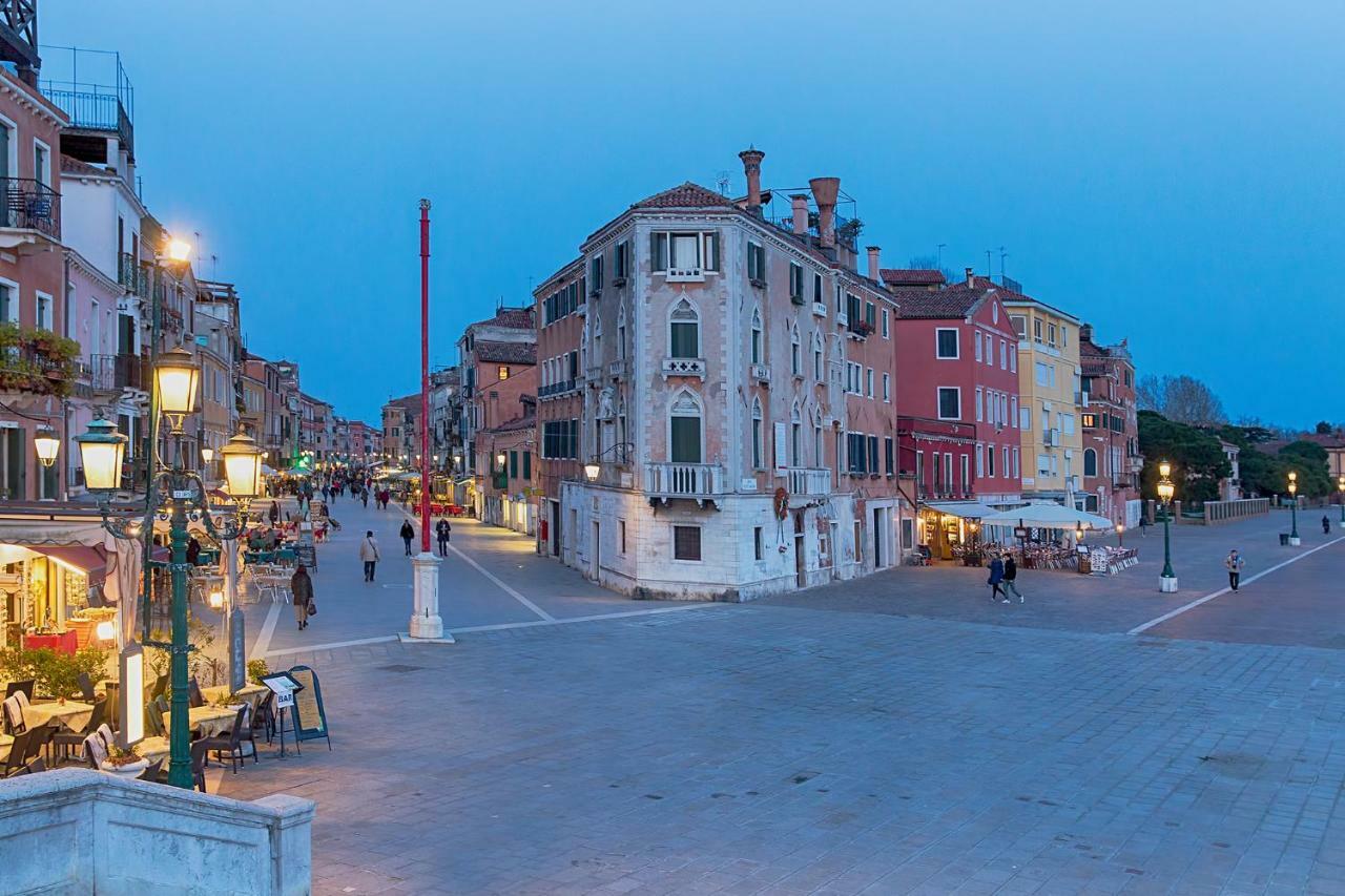Apartmán Biennale Ca Dario Benátky Exteriér fotografie