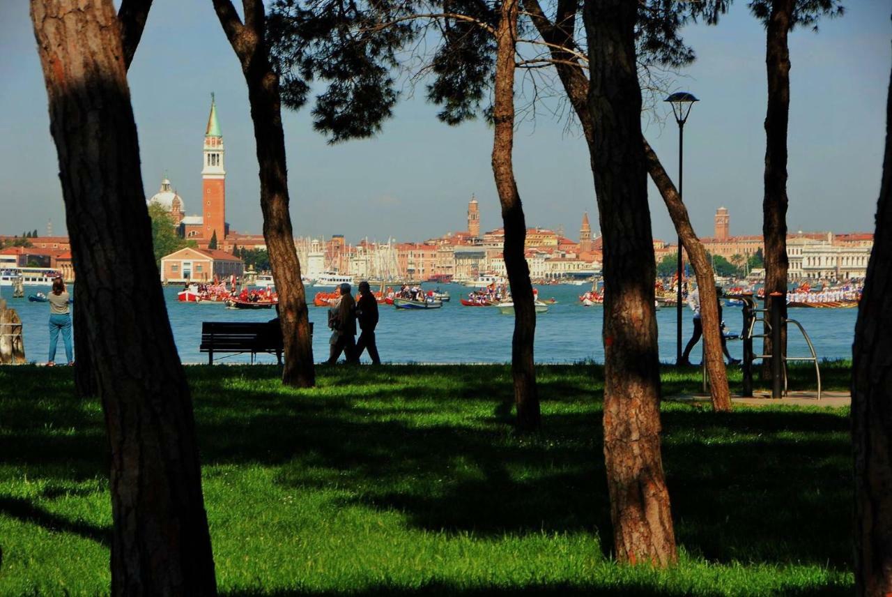 Apartmán Biennale Ca Dario Benátky Exteriér fotografie