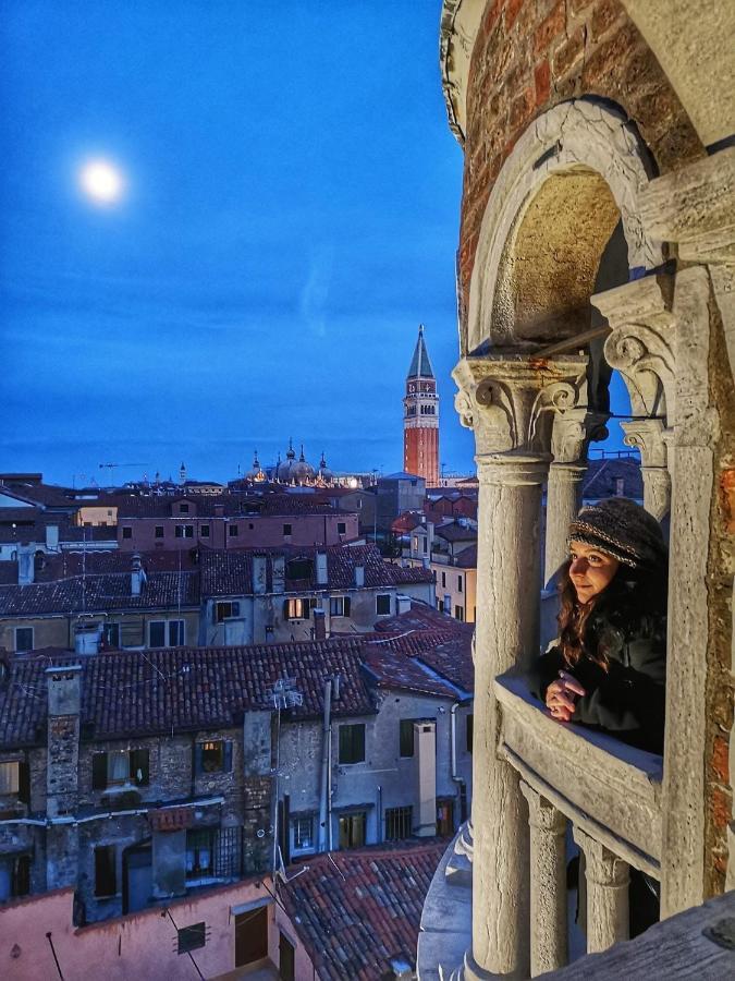 Apartmán Biennale Ca Dario Benátky Exteriér fotografie